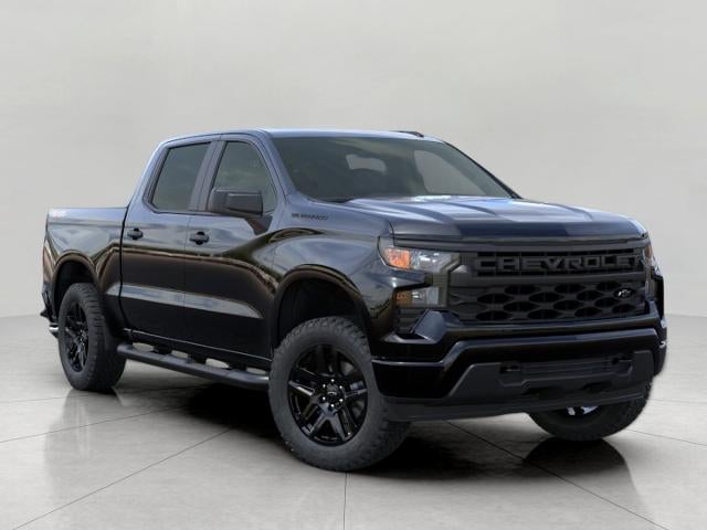 2026 Chevrolet Silverado 1500 4WD Crew Cab 147 Custom in Black — front three-quarter view