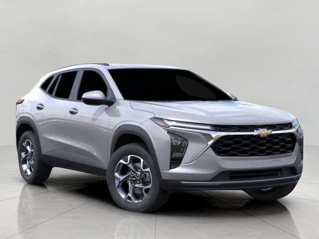 2026 Chevrolet Trax FWD 4dr LT in Sterling Gray Metallic — front three-quarter view